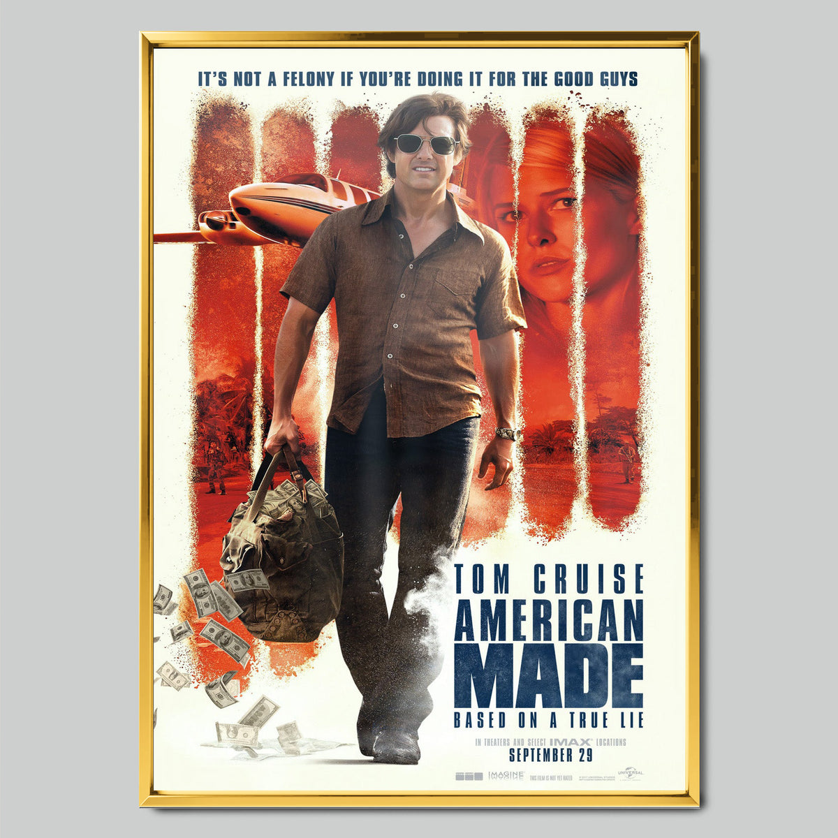 American Made филмов постер със златиста рамка