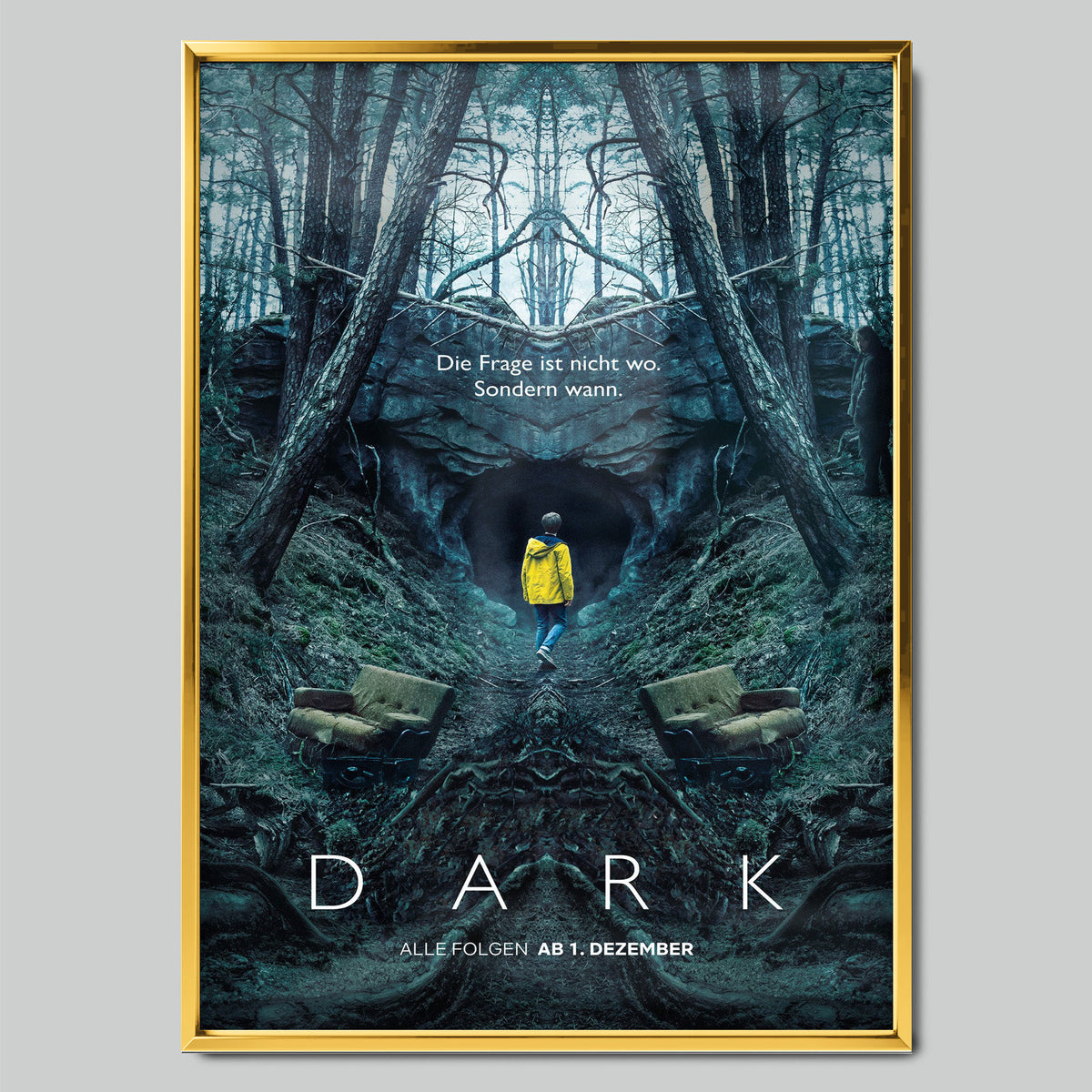Dark филмов постер със златиста рамка