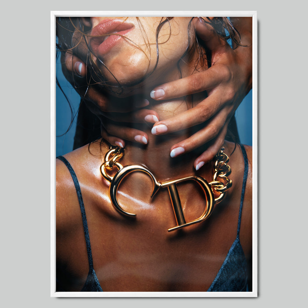 Dior Choker арт постер с бяла рамка