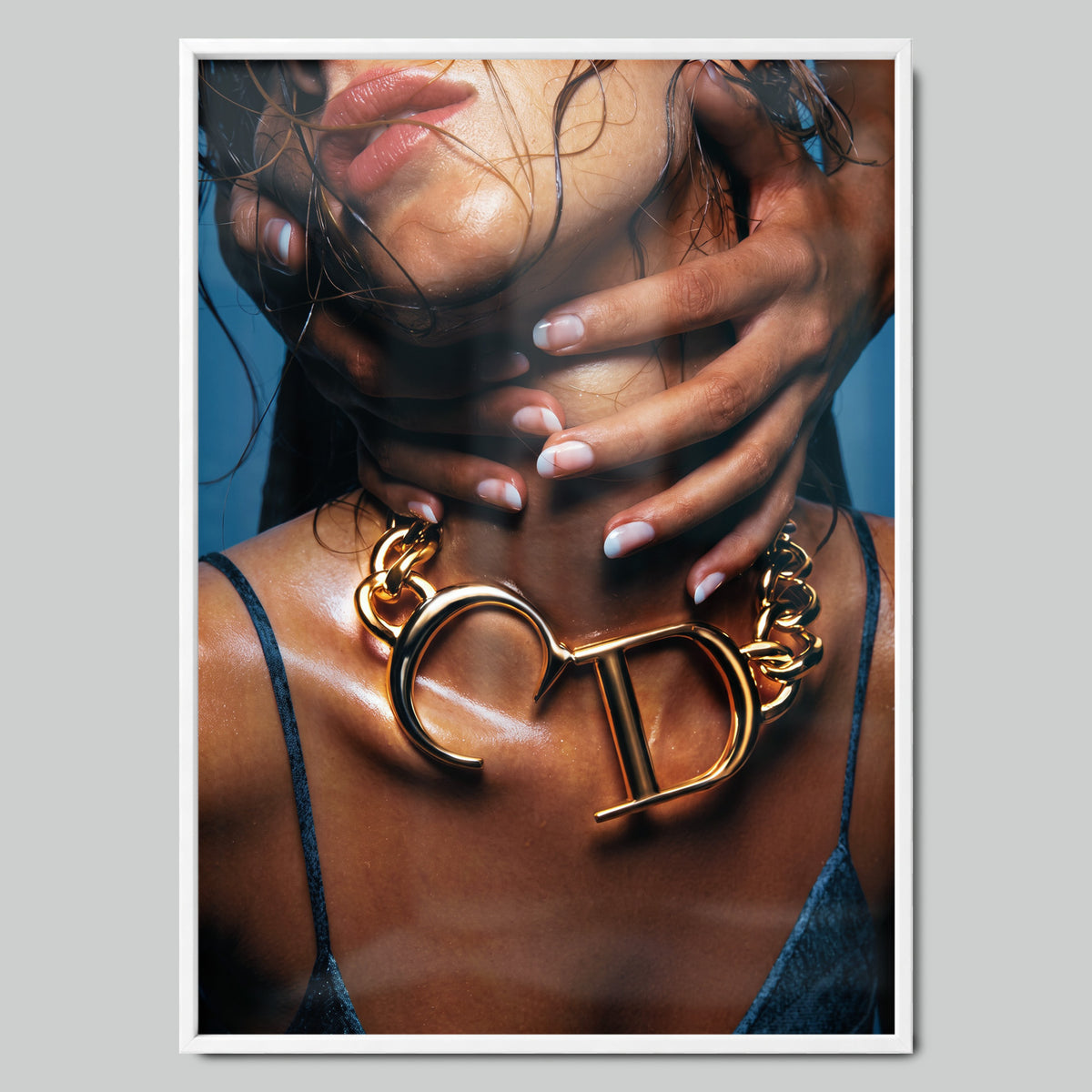 Dior Choker арт постер с бяла рамка
