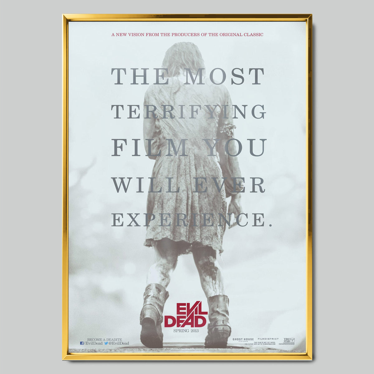 Evil Dead 2013 филмов постер със златиста рамка