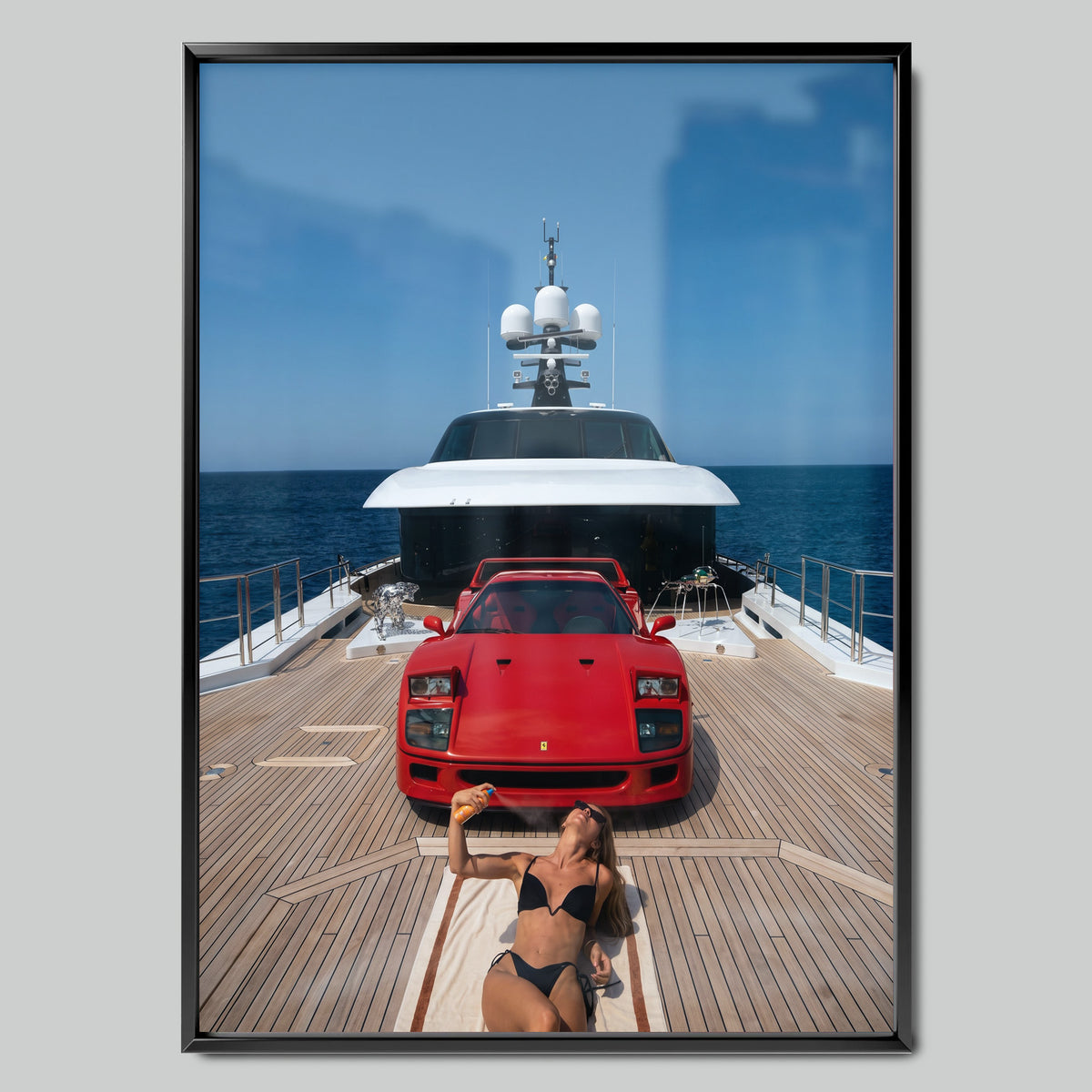 Ferrari Yacht арт постер с черна рамка