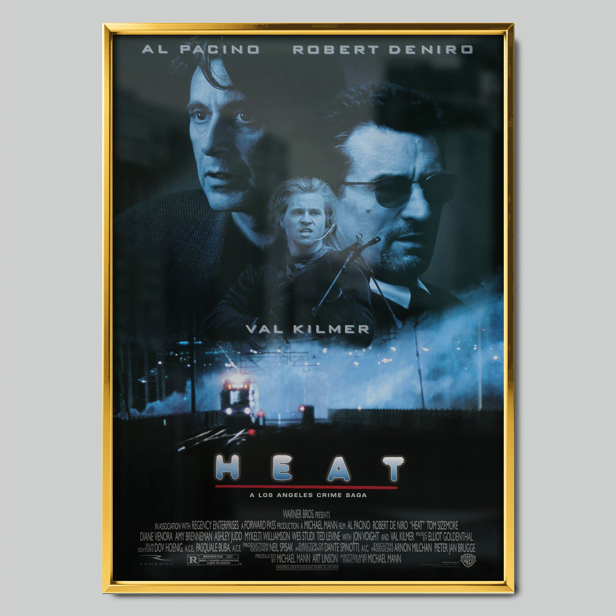 Heat филмов постер със златиста рамка