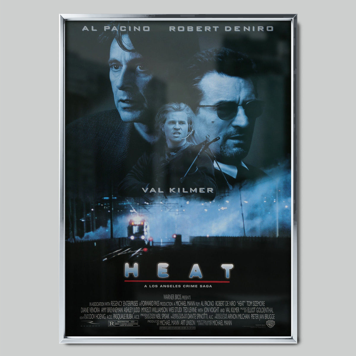 Heat филмов постер със сребриста рамка