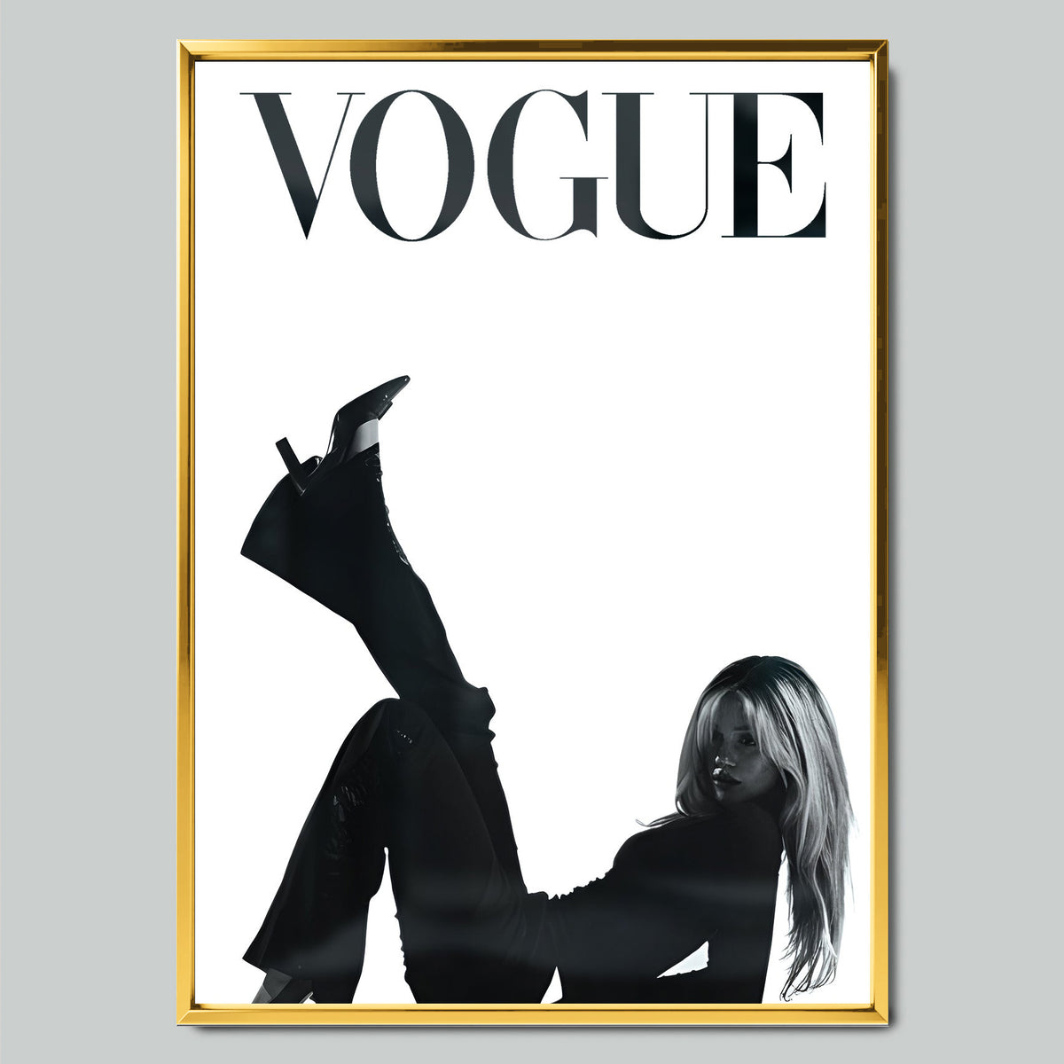 In Vogue арт постер със златиста рамка