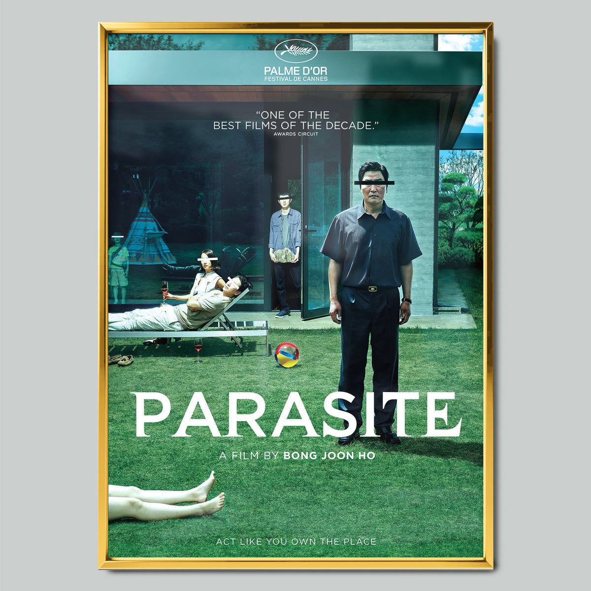 Parasite филмов постер със златиста рамка