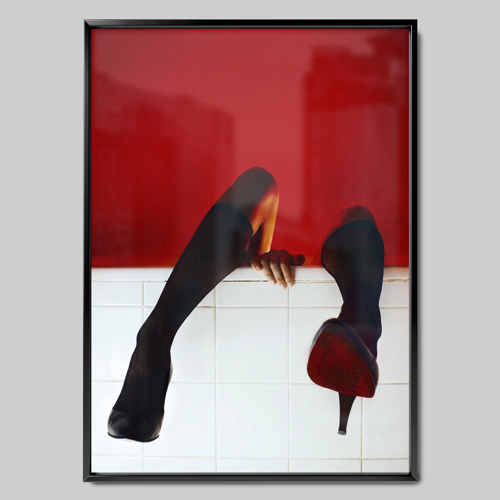 Red Soles арт постер с черна рамка