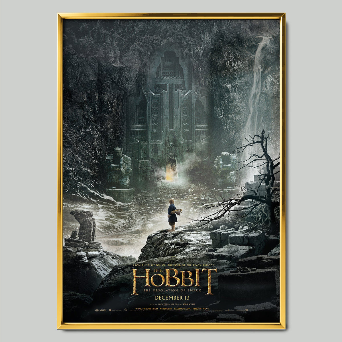 The Hobbit: The Desolation of Smaug филмов постер със златиста рамка